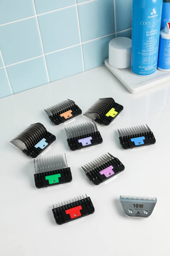 Andis  8-PC Wide Blade Attachment Comb Set Sizes: 1/8", 1/4", 3/8", 1/2", 5/8", 3/4", 7/8", 1"