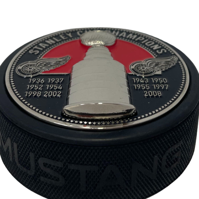 Detroit Red Wings Puck - Ultra 3D Stanley Cup Medallion