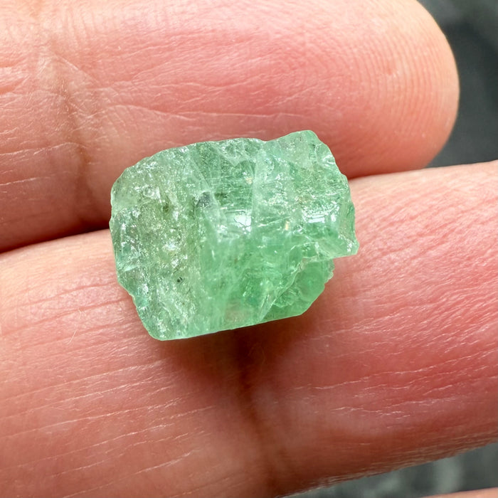 Emerald Crystal, 6.57ct, Tanzania, Untreated Unheated, specimen grade
