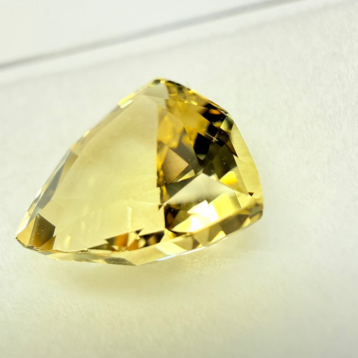 Scapolite, 3.85ct, Tanzania, Untreated, Unheated, slight dent on a pavilion facet