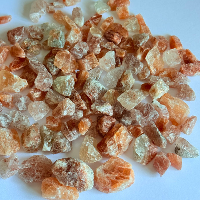 Sunstone Lot Cab/bead rough, or set in jewellery as is, 199.20gm, Tanzania, Untreated Unheated