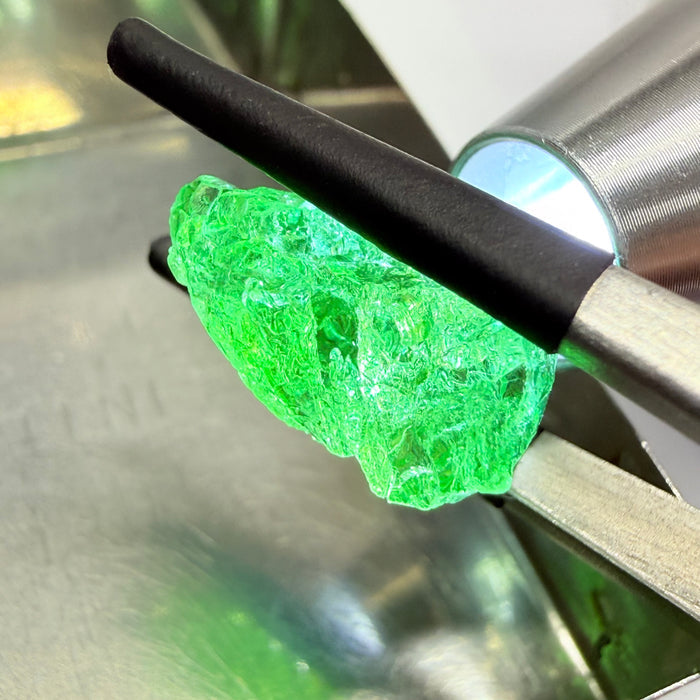 Tsavorite, 10.28ct, Tanzania, Untreated Unheated, veils and large cracks