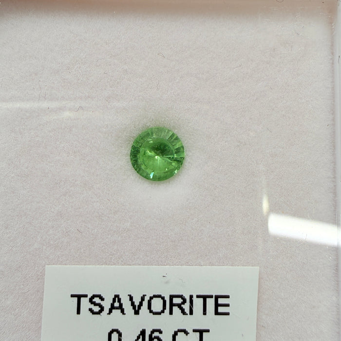 Tsavorite Garnet, 0.46ct, Kenya, Unheated Untreated, native cut.