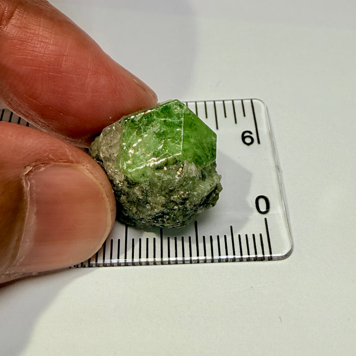 Tsavorite Garnet Crystal, 30.30ct, Merelani, Tanzania, Untreated Unheated