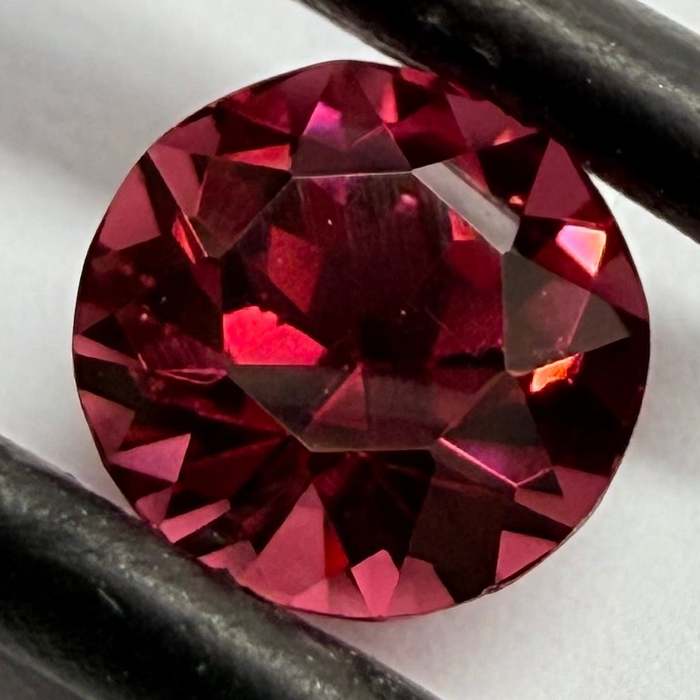 Umba Garnet, 1.00ct, Umba Valley, Tanzania, Untreated Unheated